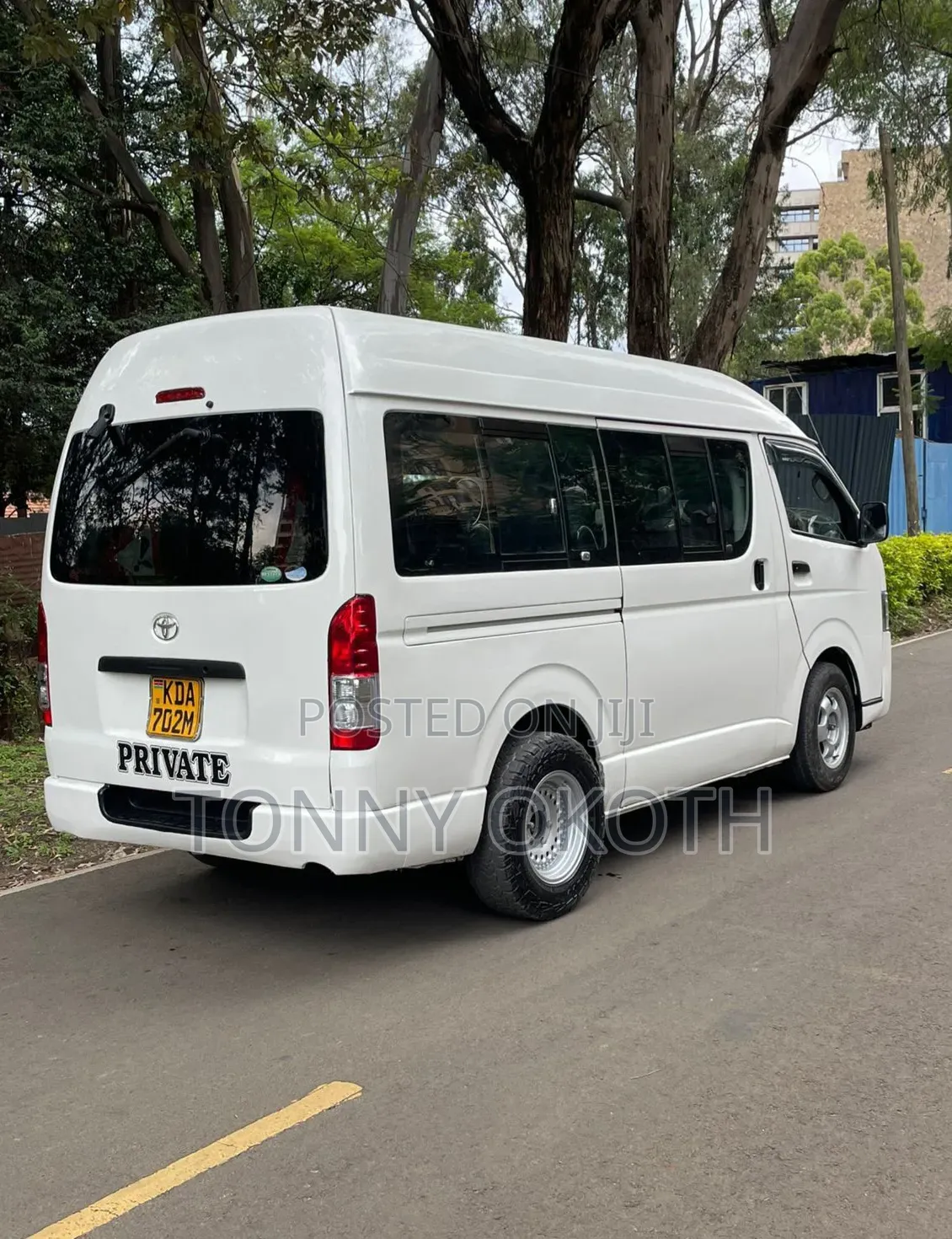 Toyota Grand HiAce 2014 White