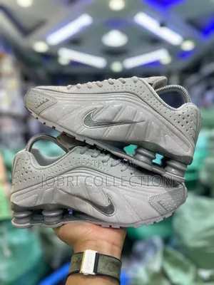 Nike Shox R4 Retro “College Grey”
Quality Sneakers