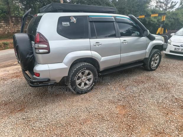 Toyota Land Cruiser Prado 2007 Silver - thumbnail 2