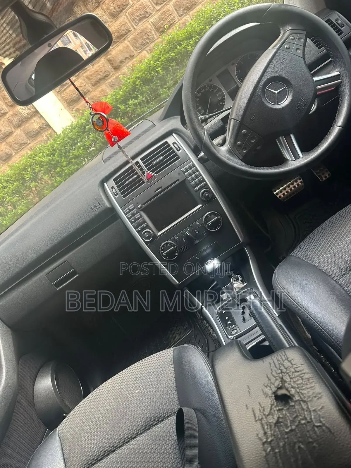 Mercedes-Benz B-Class 2011 Off white