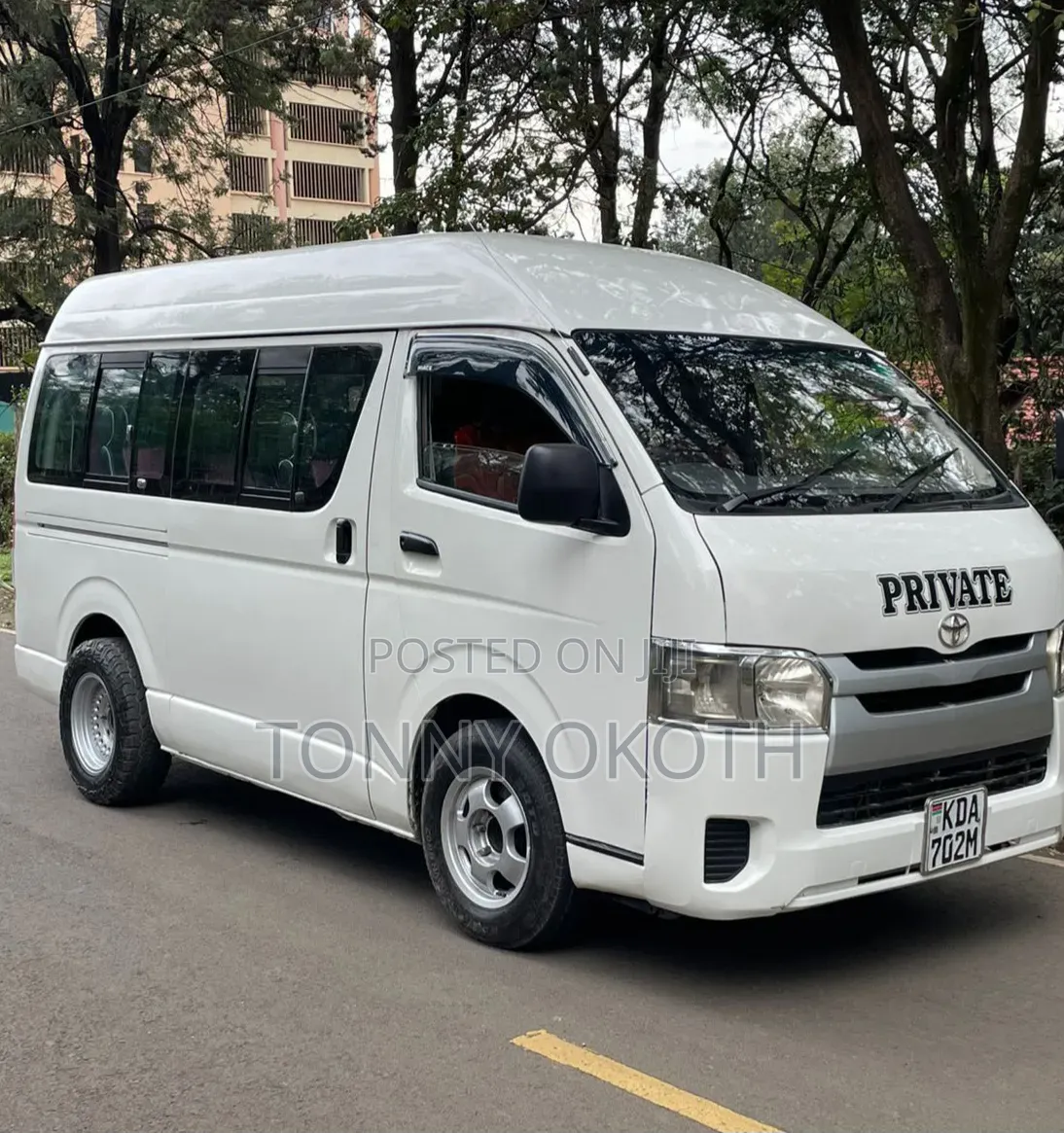 Toyota Grand HiAce 2014 White