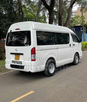 Toyota Grand HiAce 2014 White