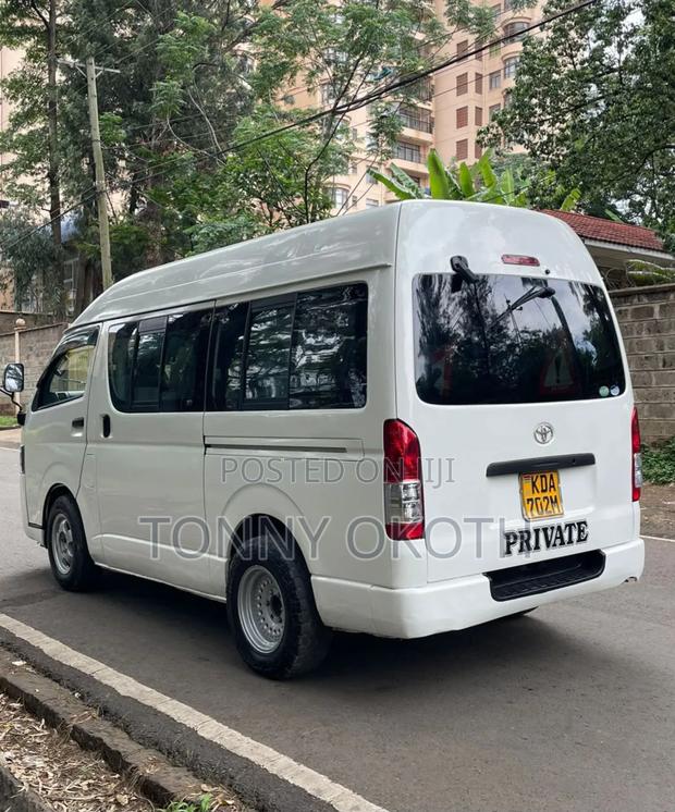 Toyota Grand HiAce 2014 White - thumbnail 6