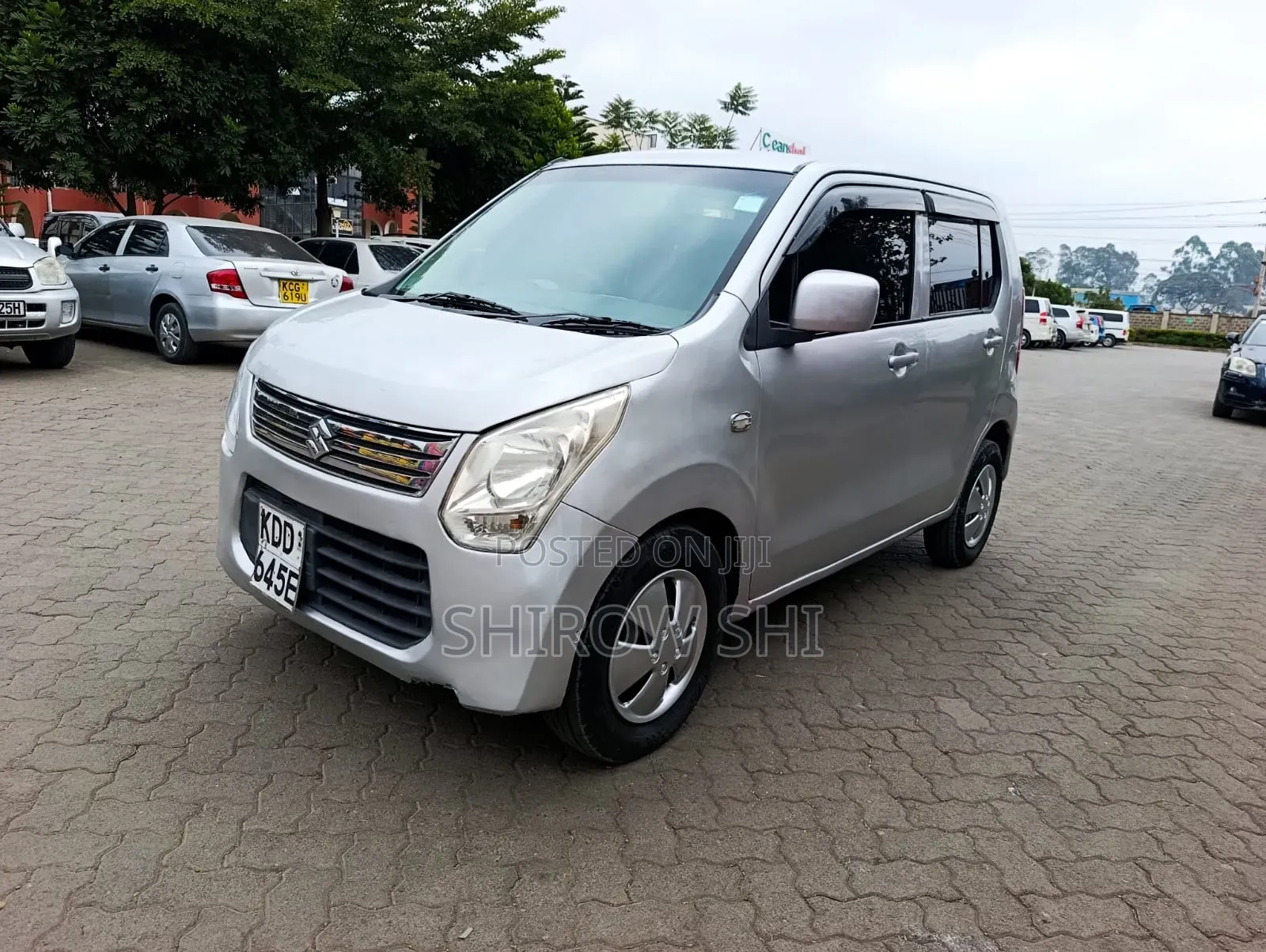 Suzuki Wagon R 2014 Silver