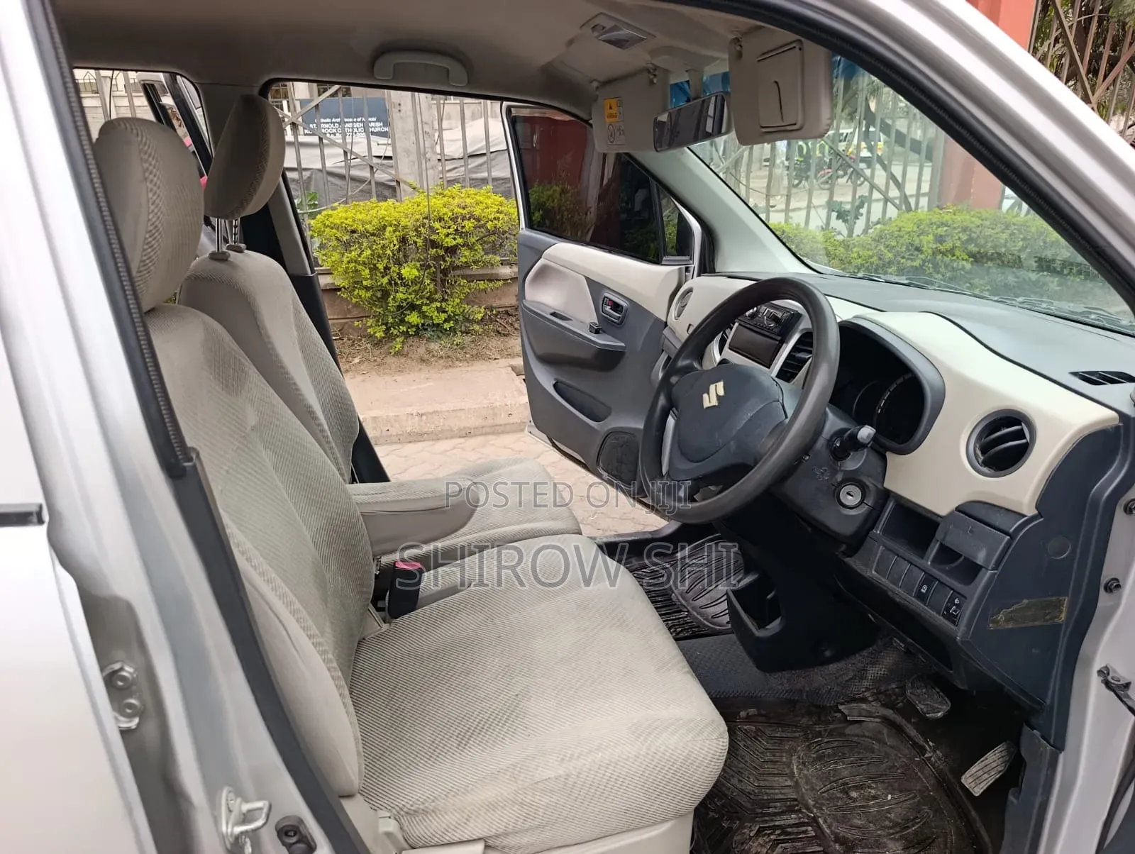 Suzuki Wagon R 2014 Silver