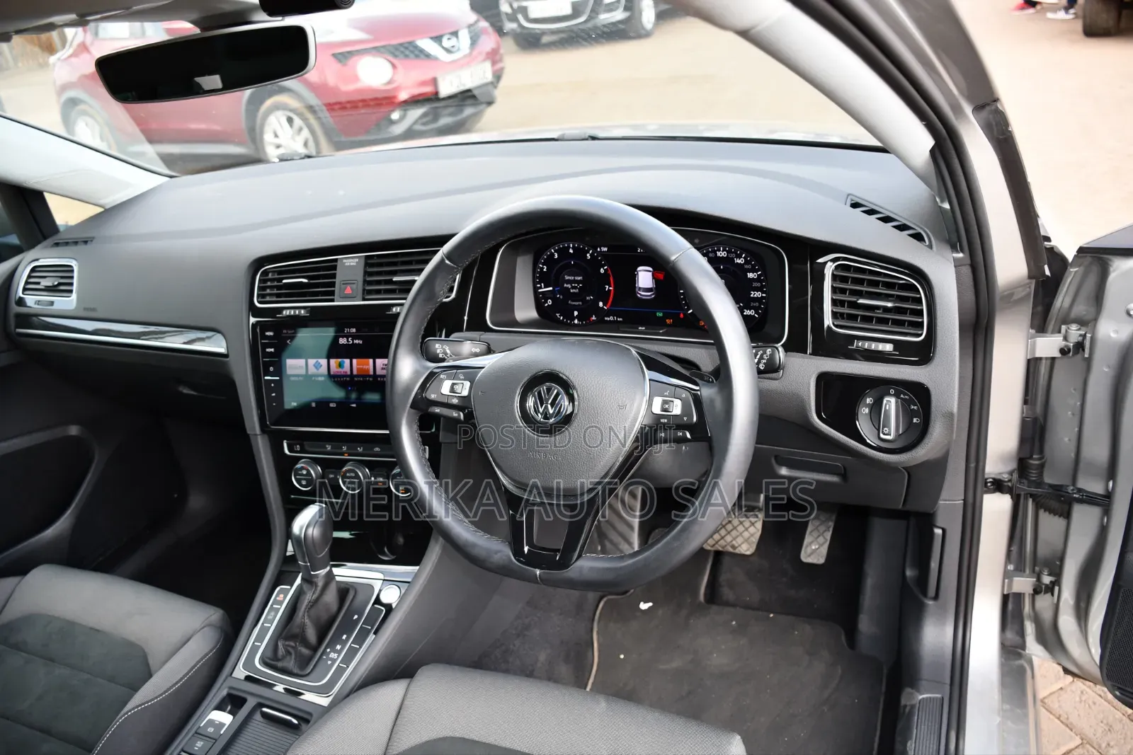 Volkswagen Golf 2019 Silver
