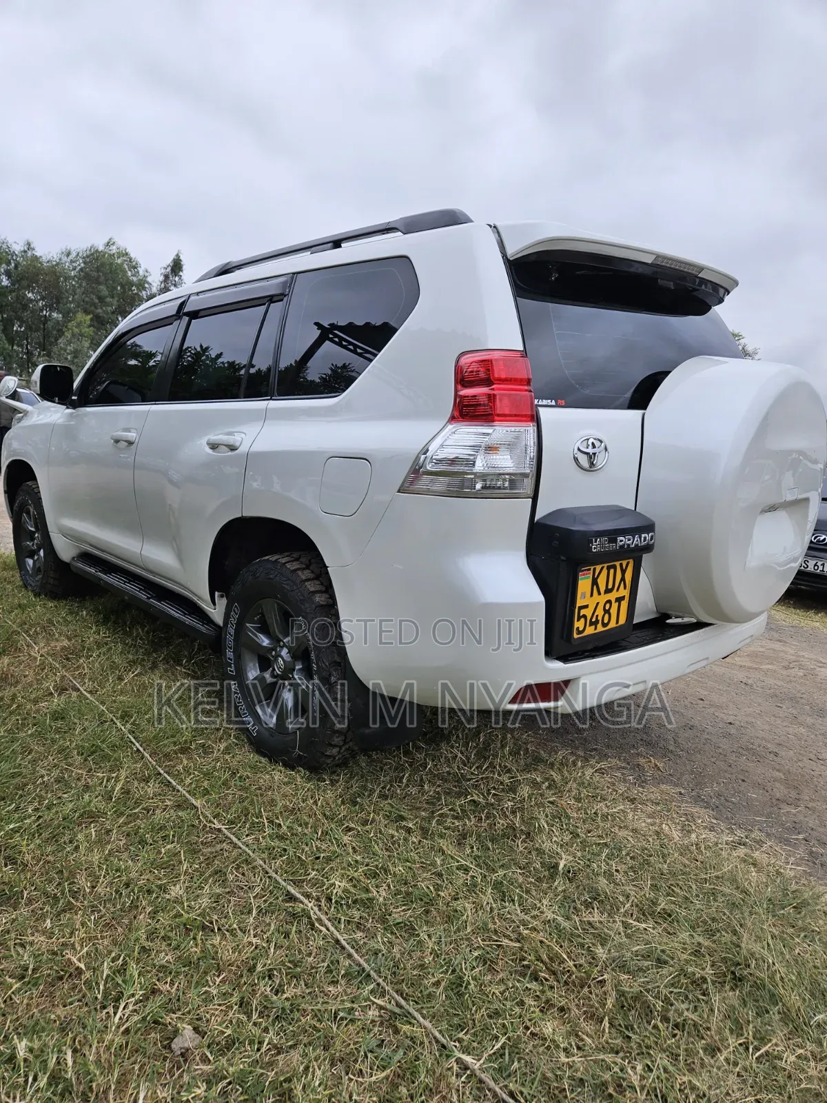 Toyota Land Cruiser Prado 2010 White