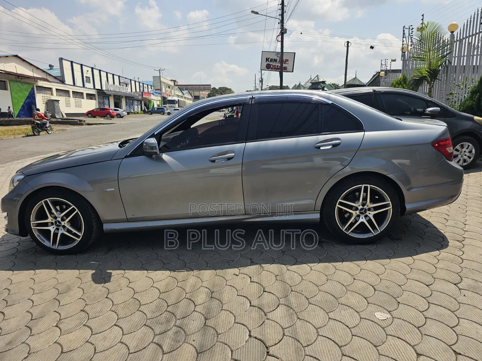 Mercedes-Benz C200 2012 Silver