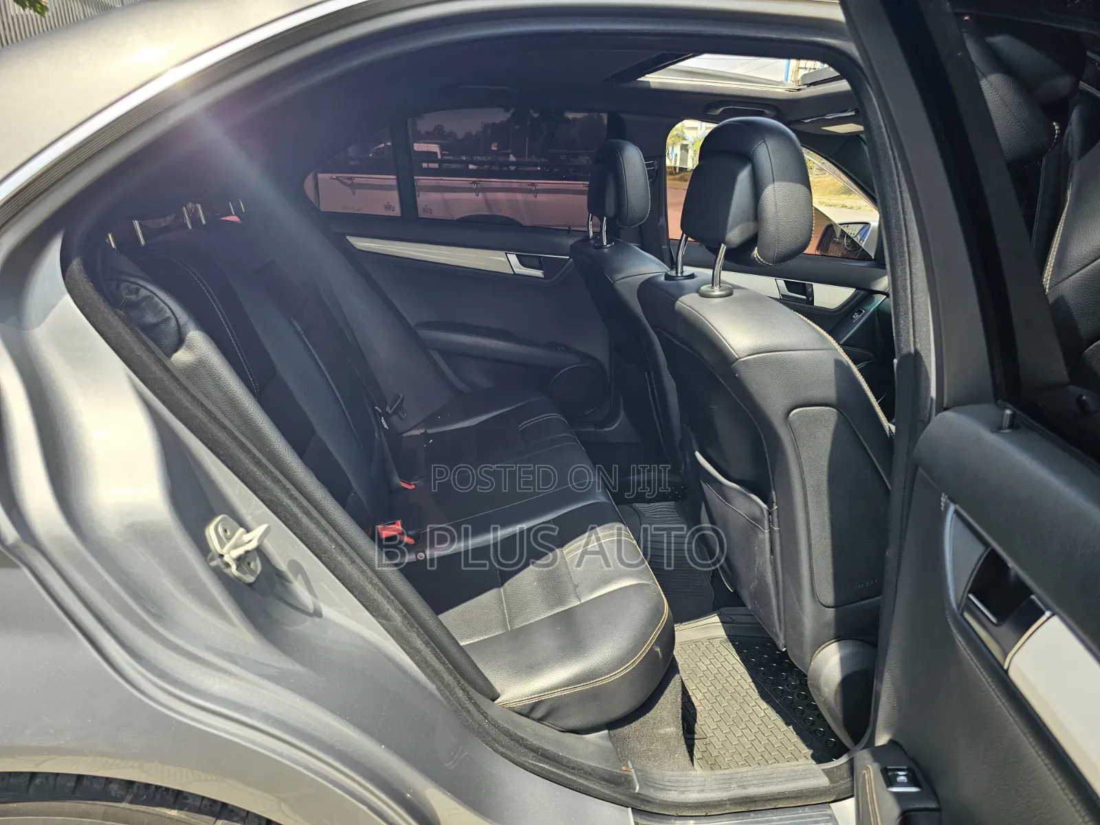 Mercedes-Benz C200 2012 Silver