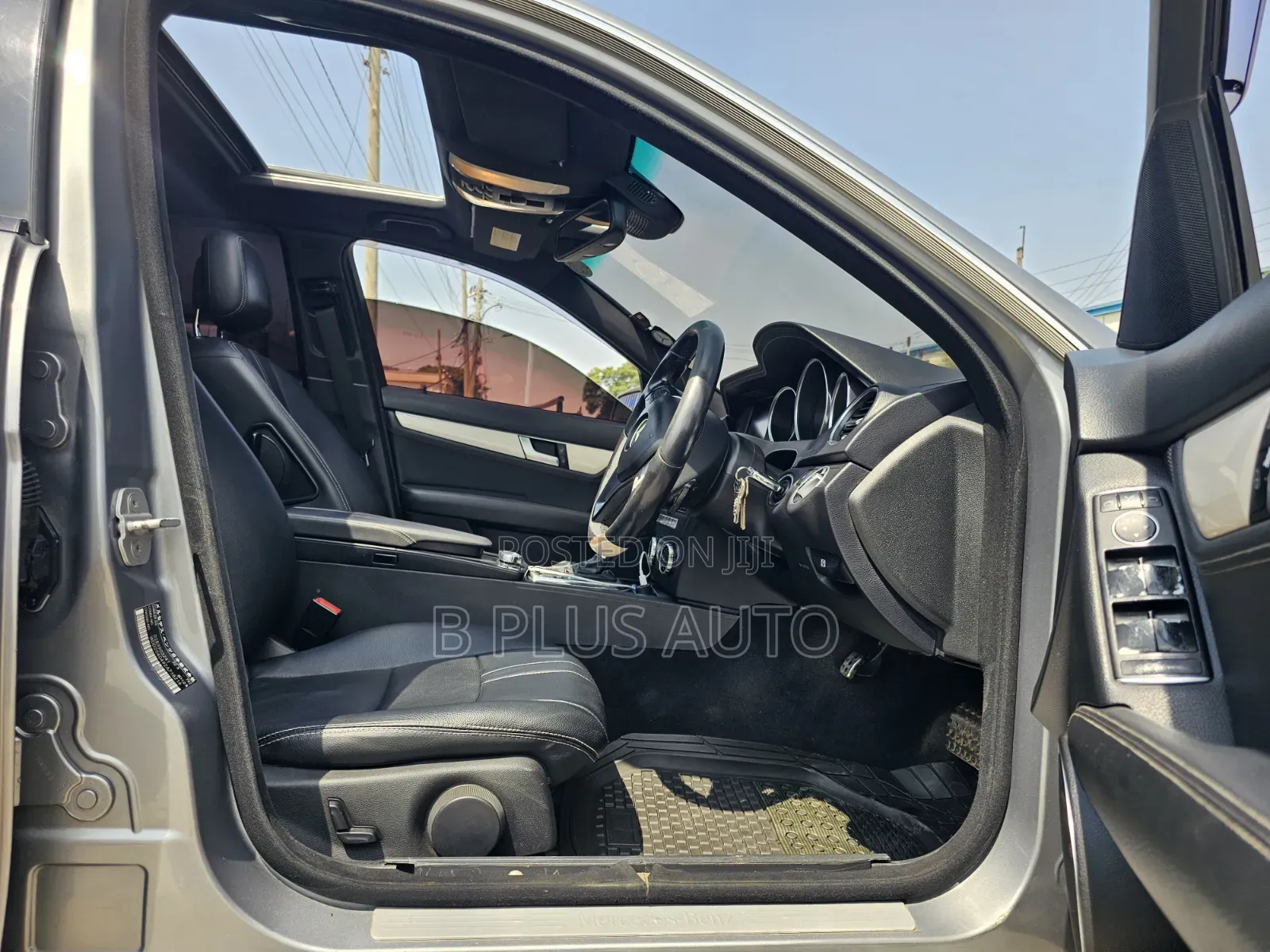 Mercedes-Benz C200 2012 Silver