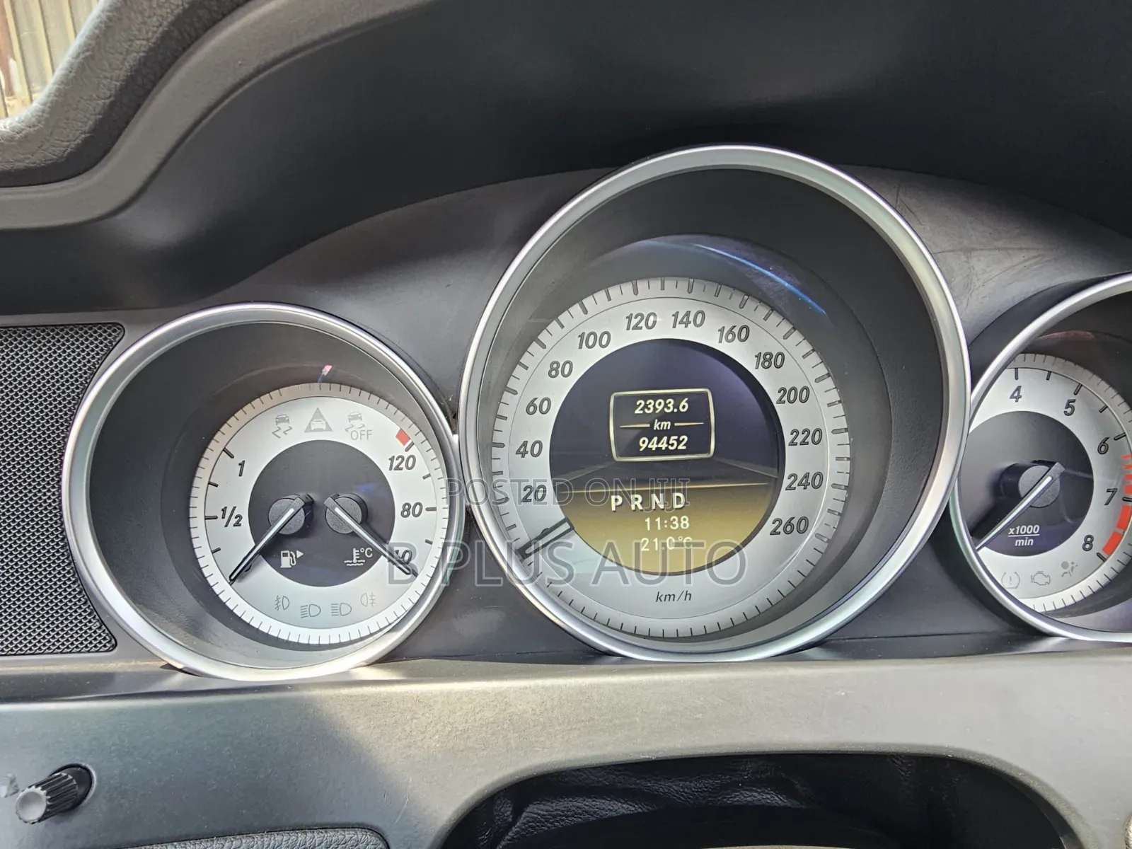 Mercedes-Benz C200 2012 Silver