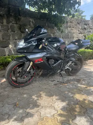 Suzuki 2006 Black
