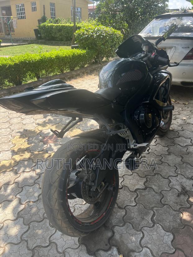 Suzuki 2006 Black - thumbnail 3