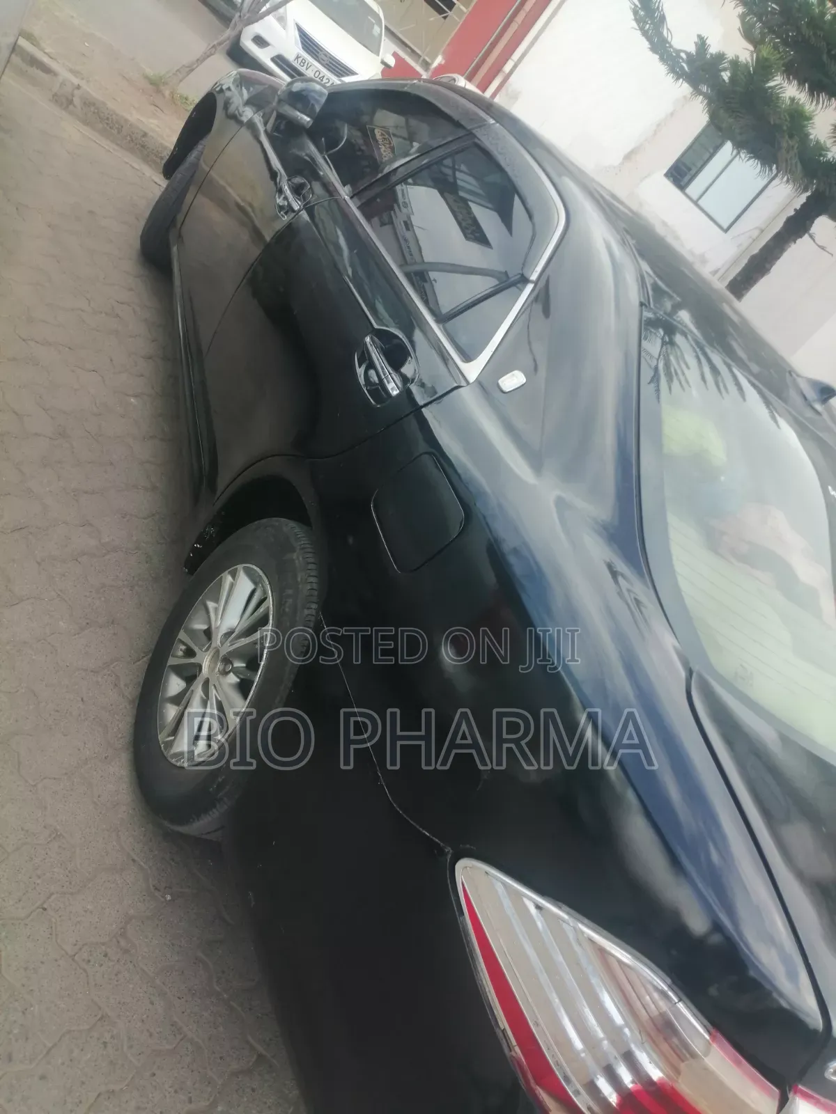 Toyota Crown 2011 Black