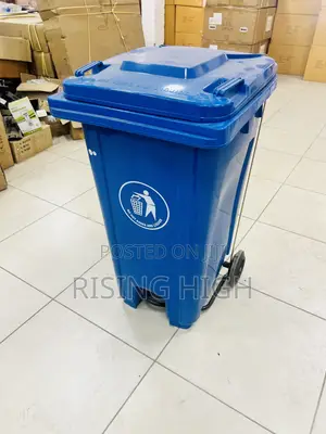 High-Quality 240l Rubbish Bin With Easy-Roll Wheels
