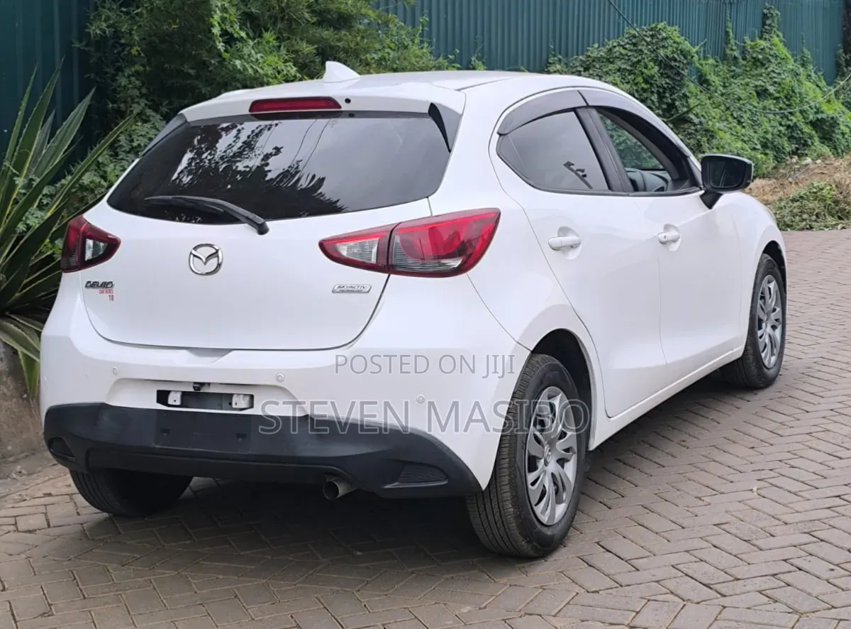 Mazda Demio 2019 White