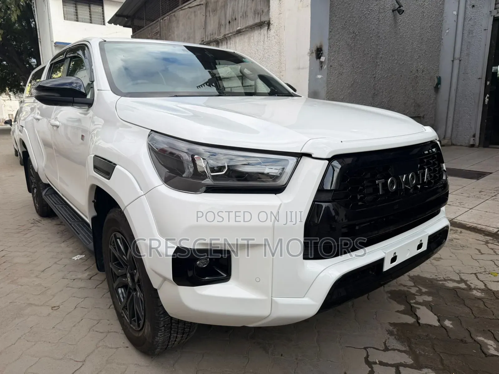 Toyota Hilux 2022 Pearl