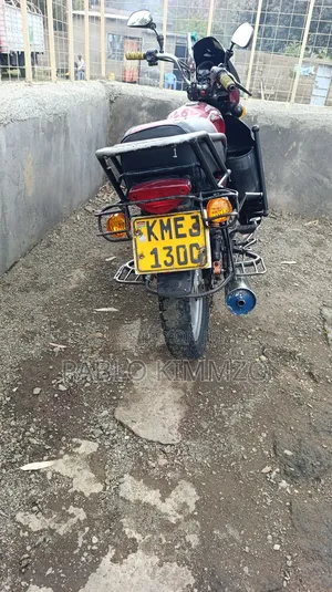 Bajaj Boxer 100 2018 Red