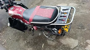 Bajaj Boxer 100 2018 Red