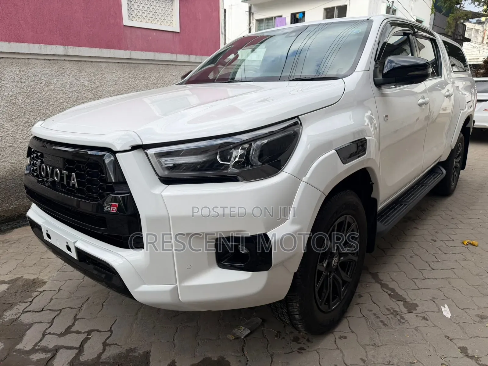Toyota Hilux 2022 Pearl