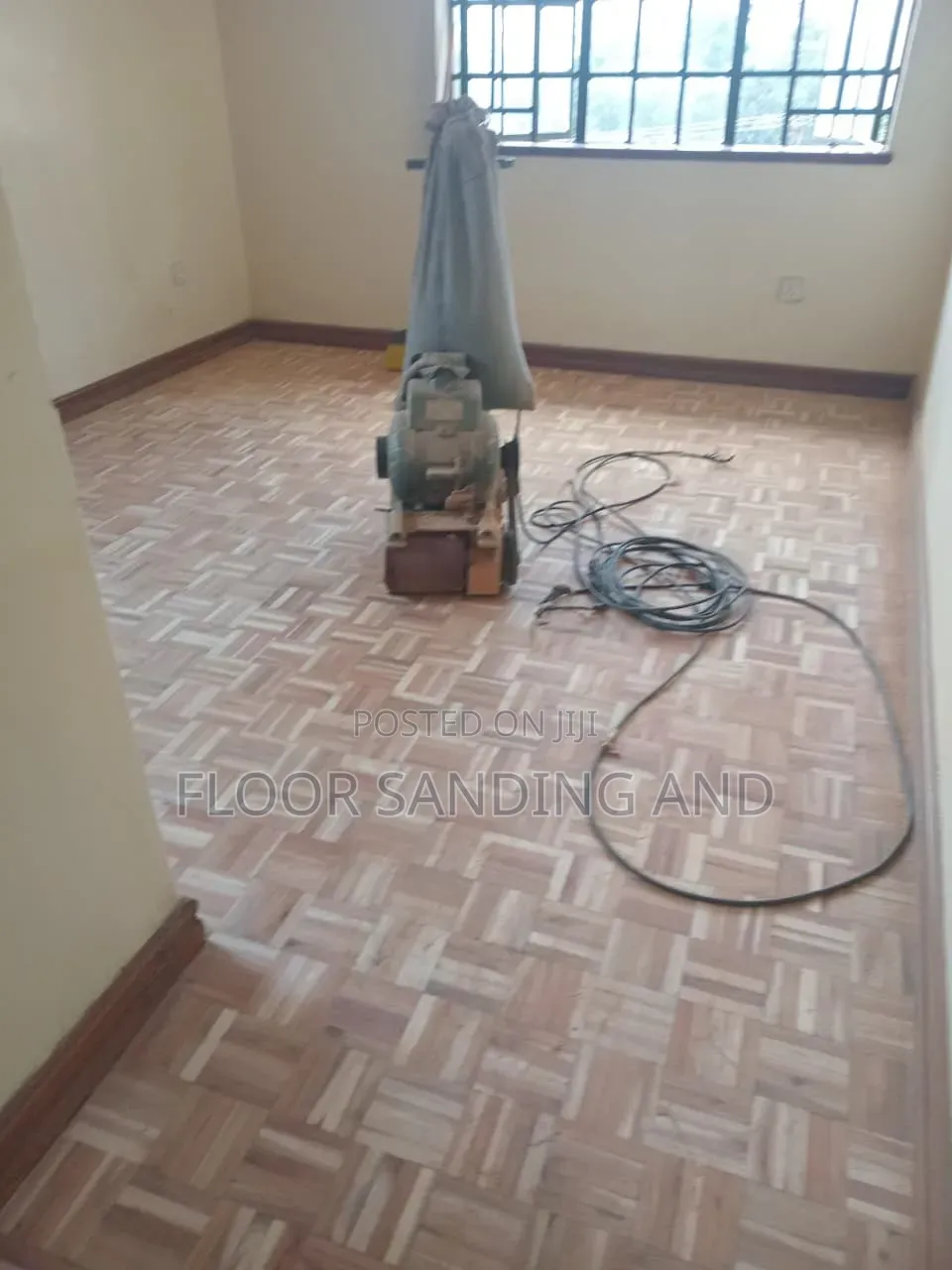 Floor Sanding Machine