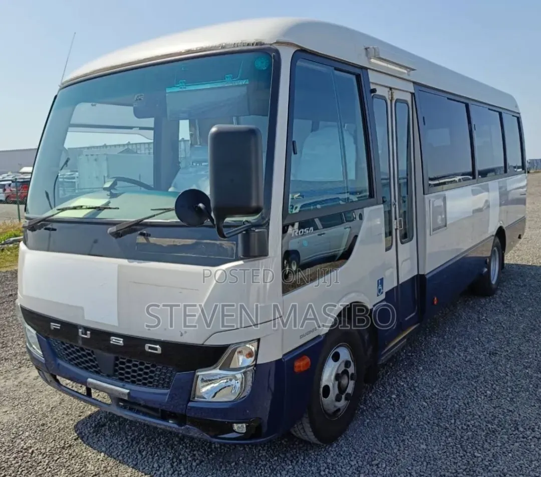 Mitsubishi Fuso Rosa 2019 White