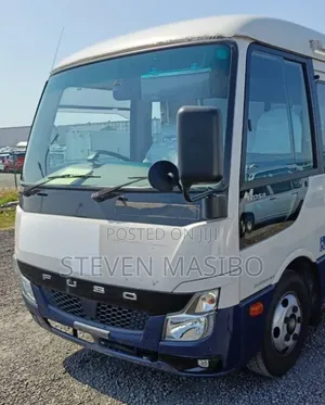 Mitsubishi Fuso Rosa 2019 White