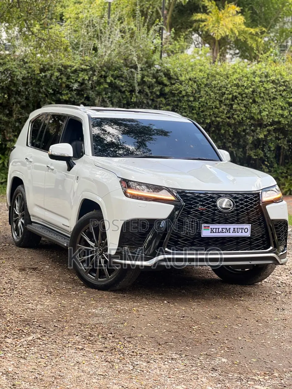 Lexus LX 500d 2023 White