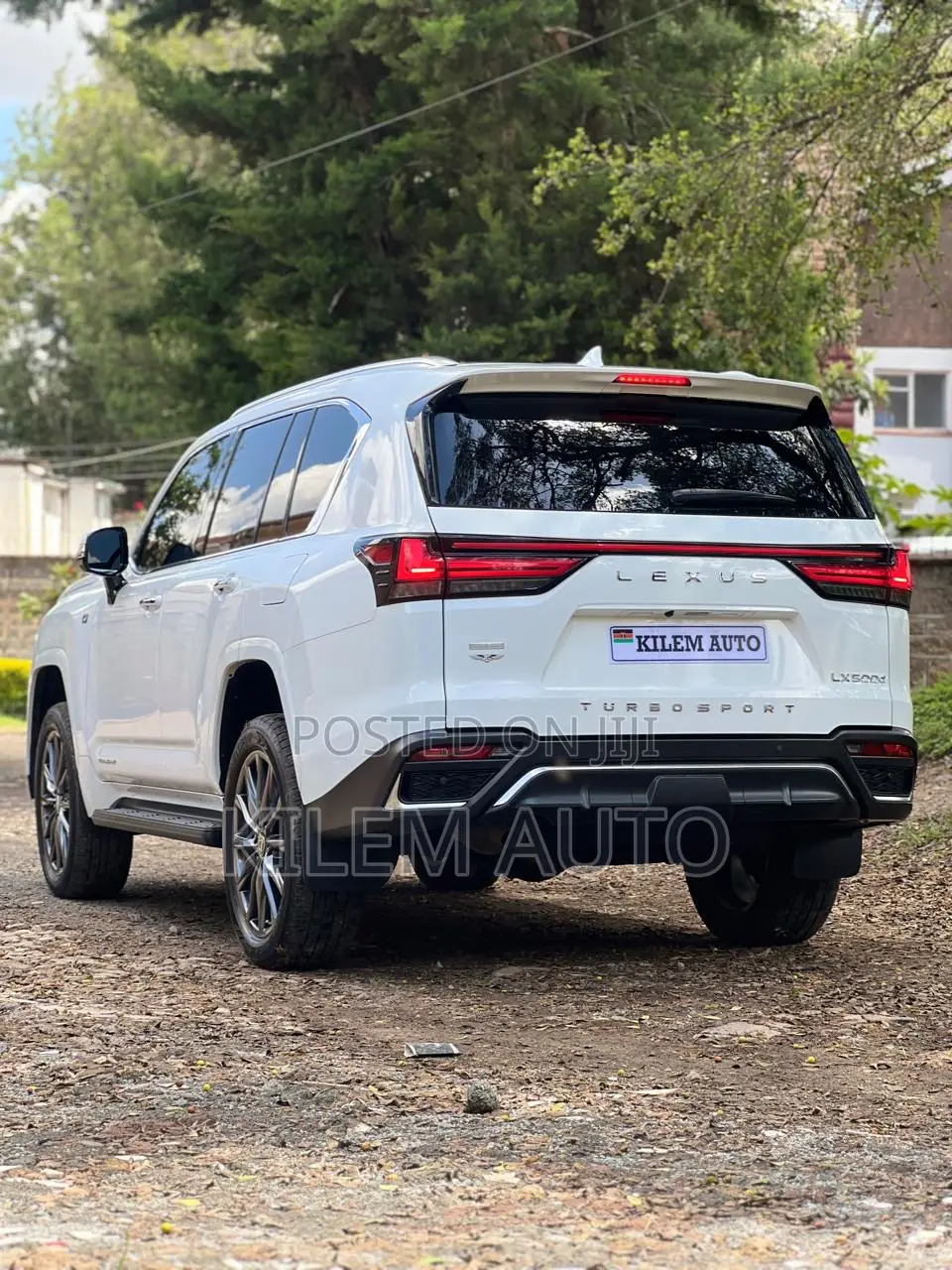 Lexus LX 500d 2023 White