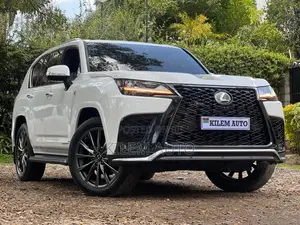 Lexus LX 500d 2023 White