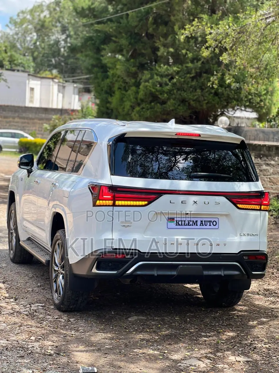 Lexus LX 500d 2023 White