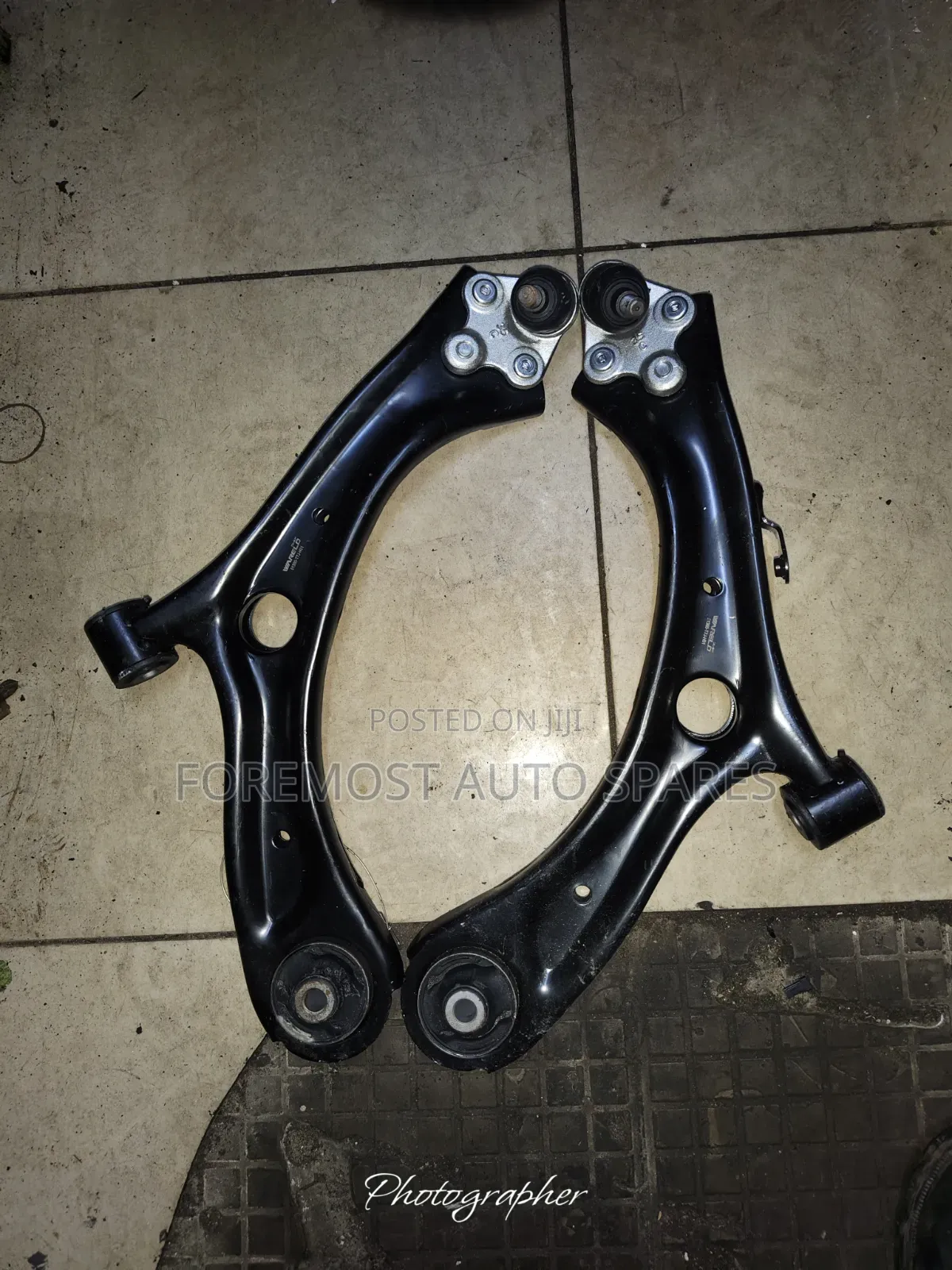 Honda Vezel Front Arms
