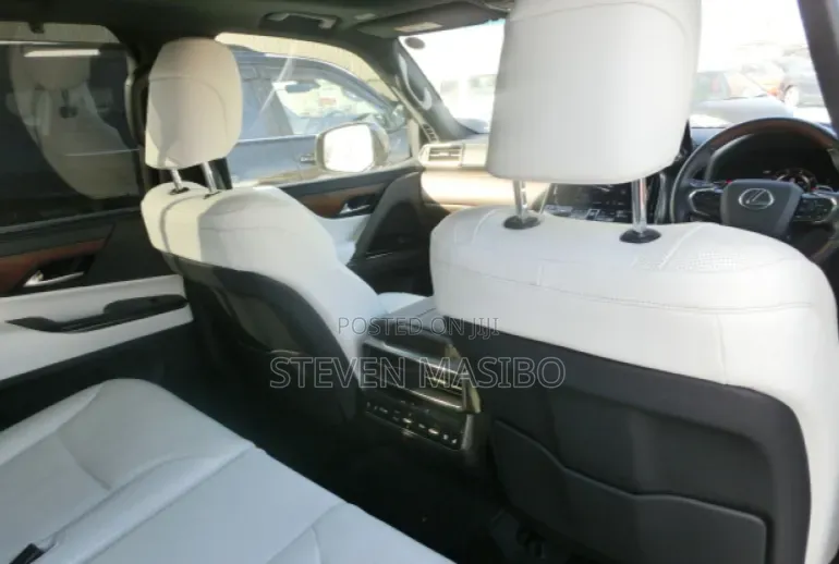 Lexus LX 2022 Gray