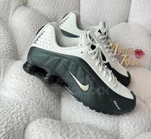 Nike Shox R4 Retro “Olive Aura ”
Quality Leather 
Size 40-46