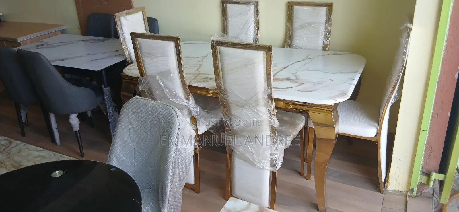Modern 6 Seater Dinning Table Imported