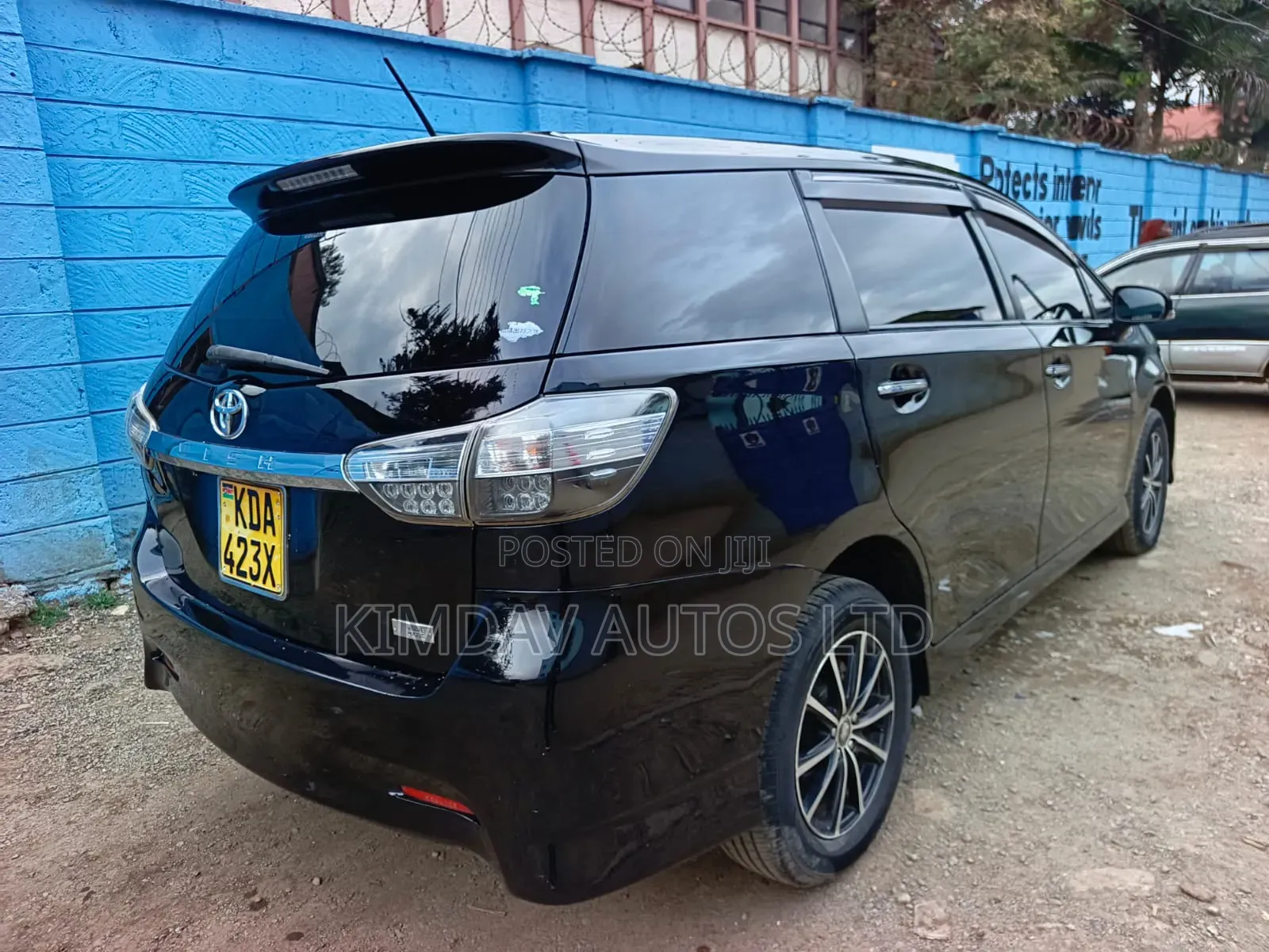 Toyota Wish 2013 Black
