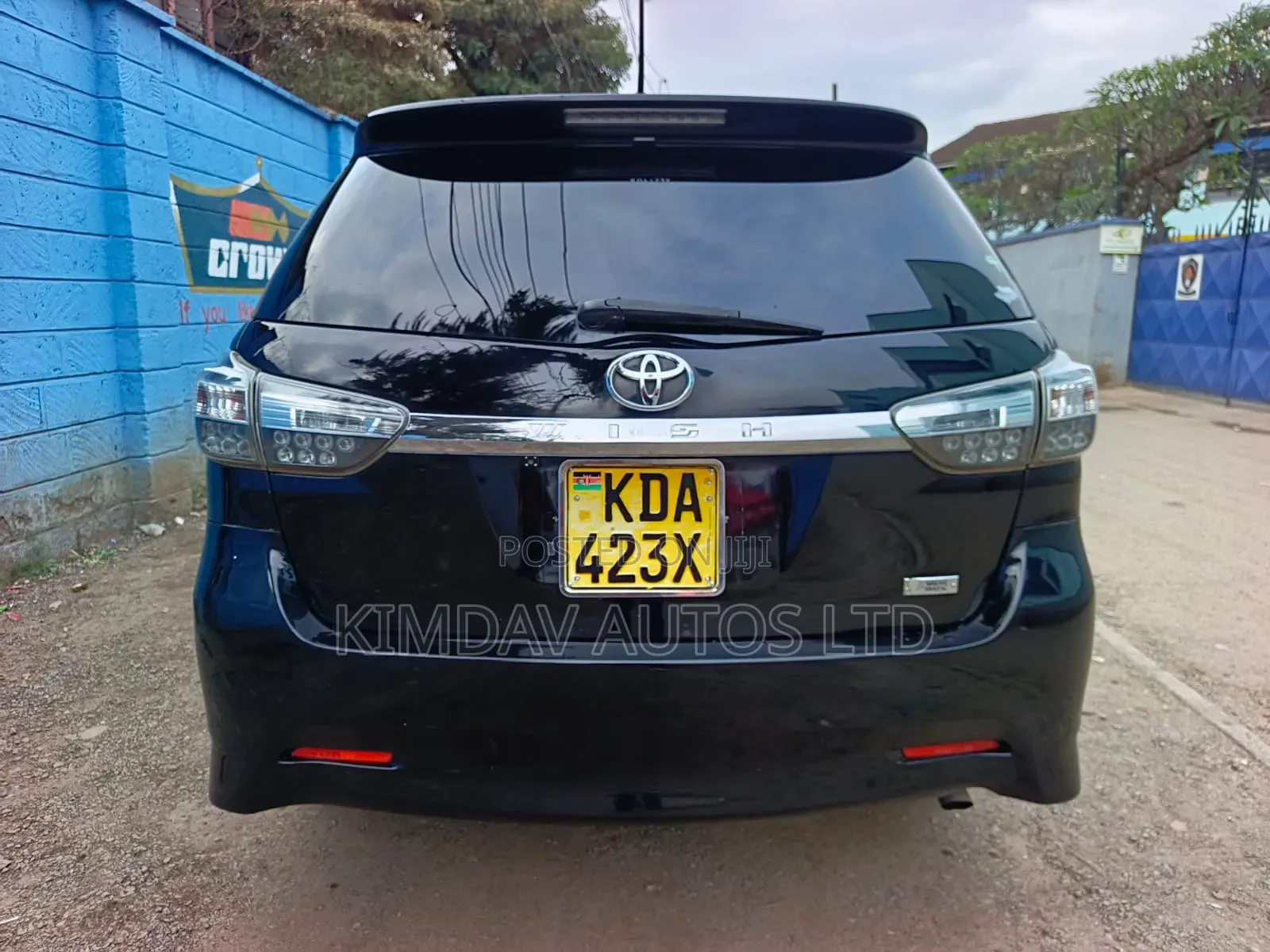 Toyota Wish 2013 Black
