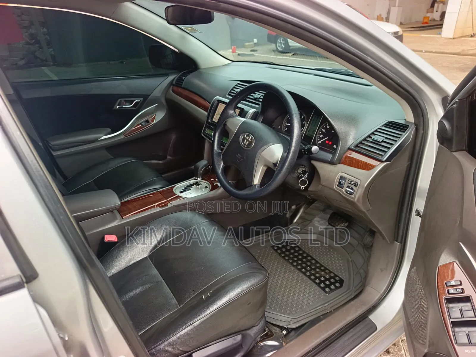 Toyota Allion 2013 Silver