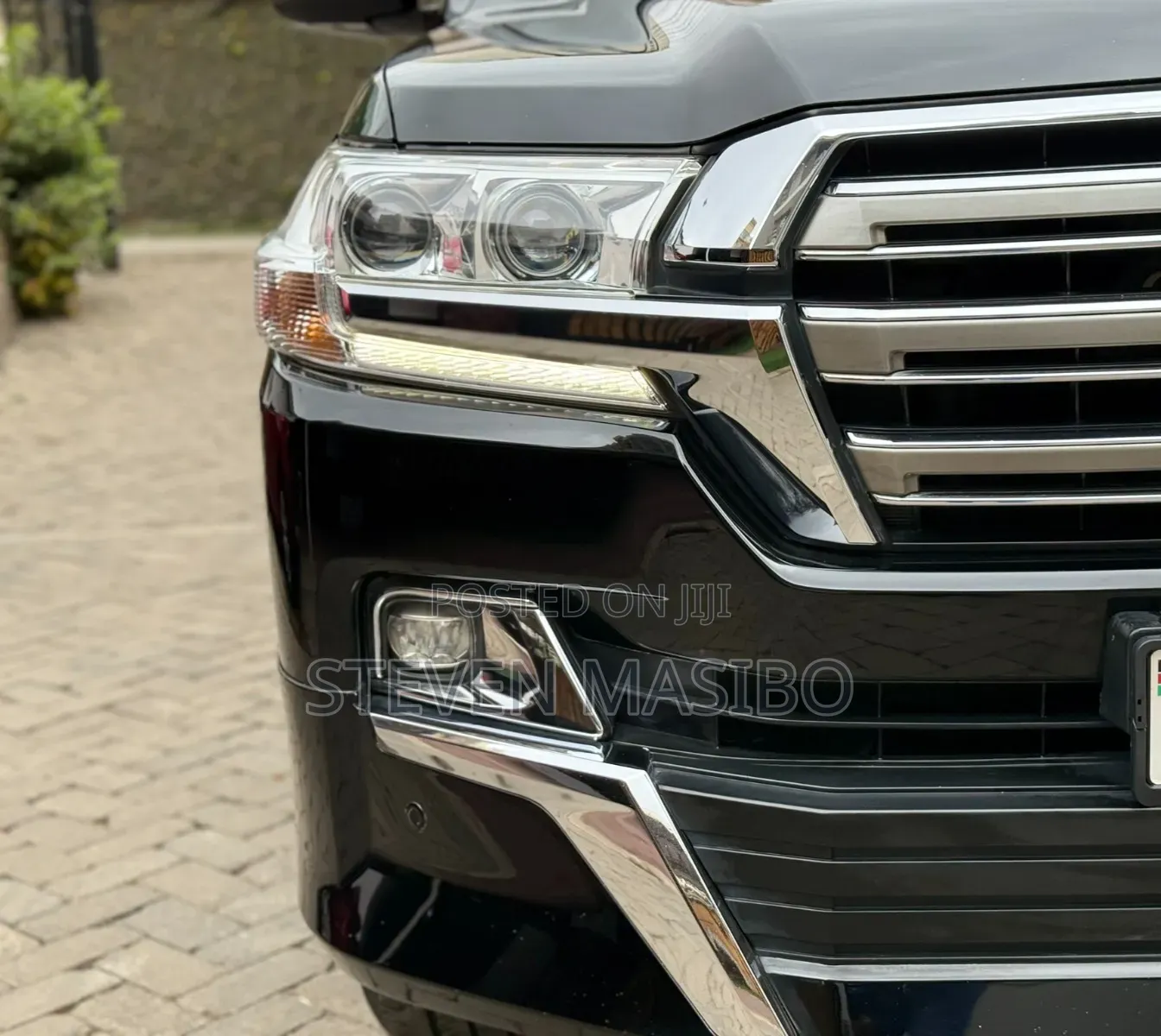 Toyota Land Cruiser 4.6 V8 VXR 2016 Black