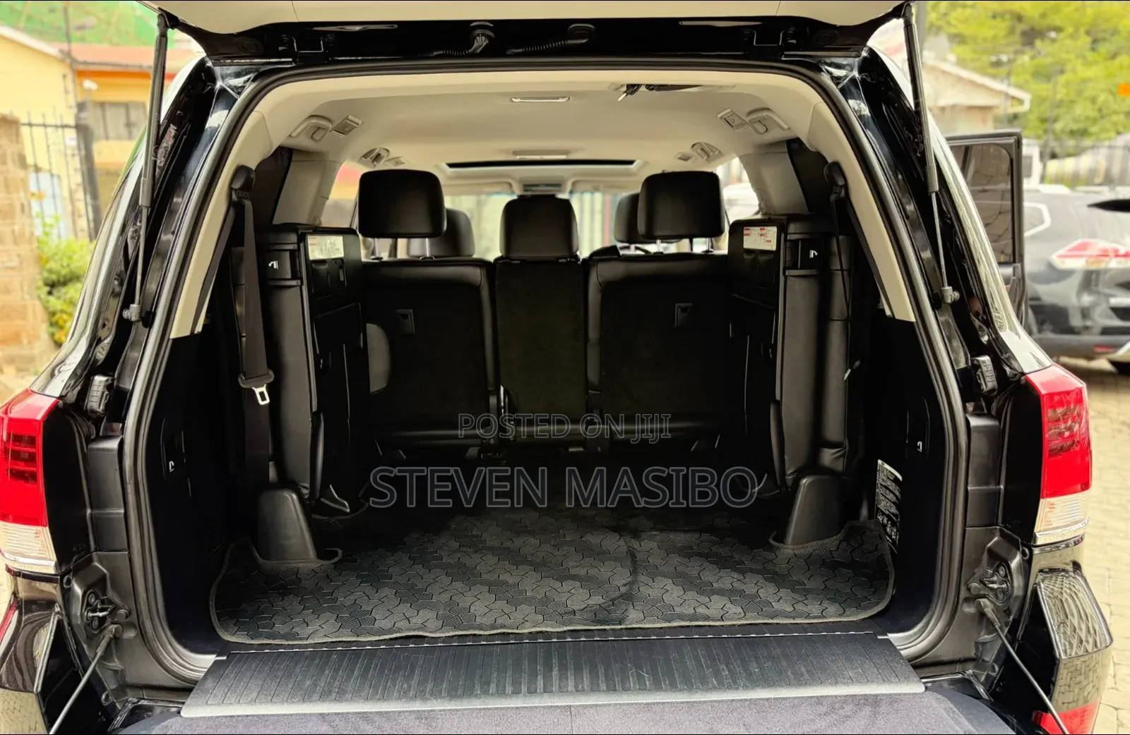 Toyota Land Cruiser 4.6 V8 VXR 2016 Black
