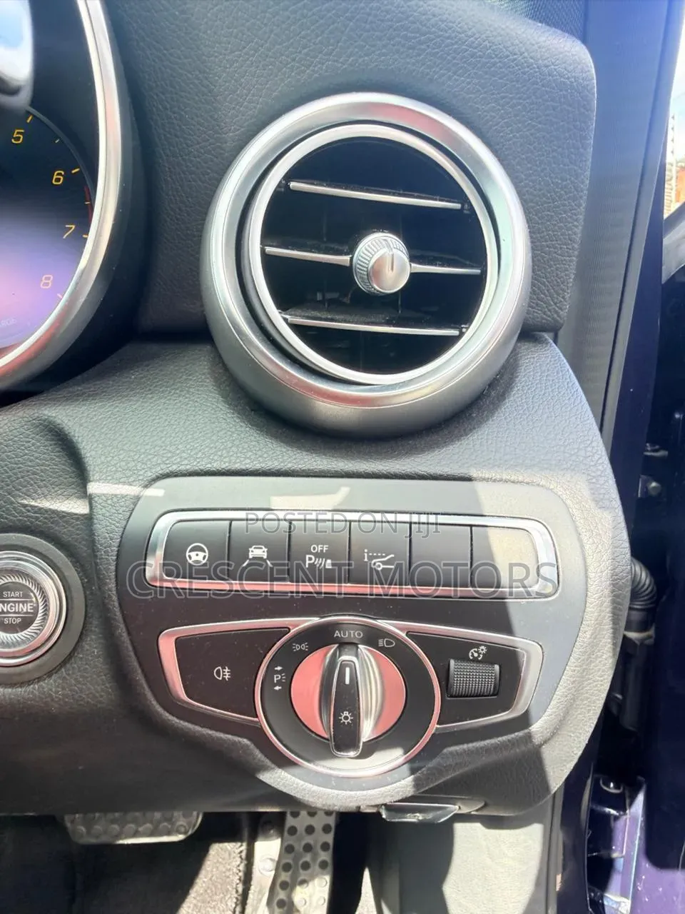 Mercedes-Benz C200 2019 Blue