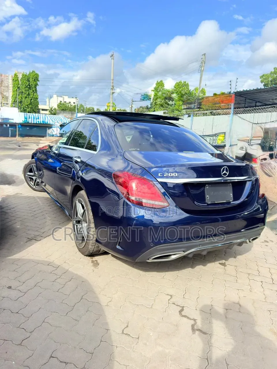 Mercedes-Benz C200 2019 Blue