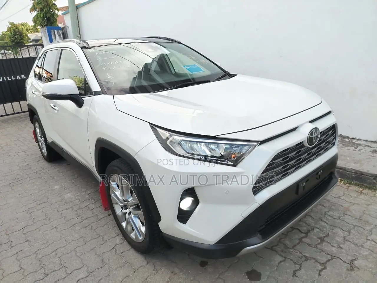 Toyota RAV4 2020 White