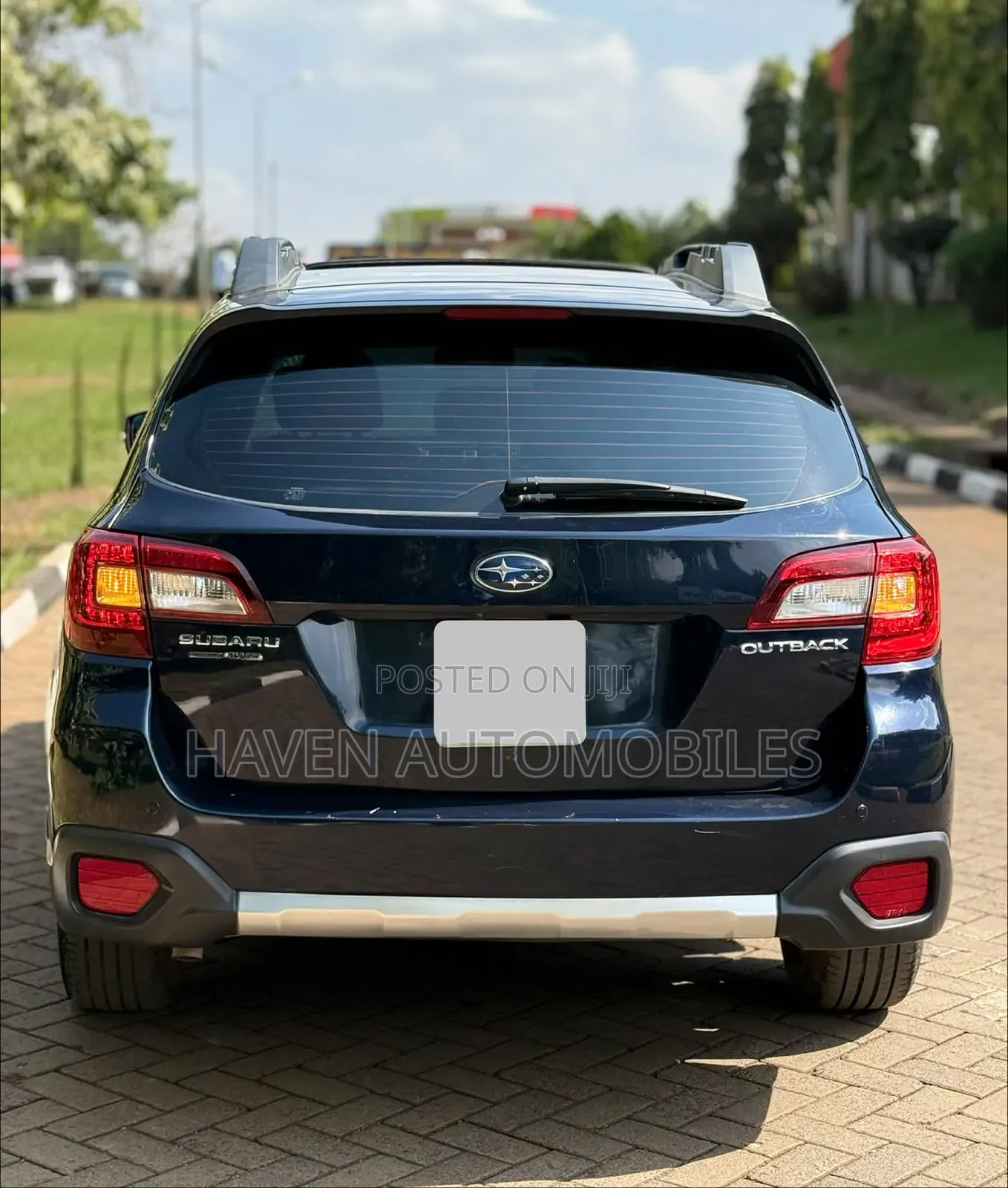 Subaru Outback 2018 Blue