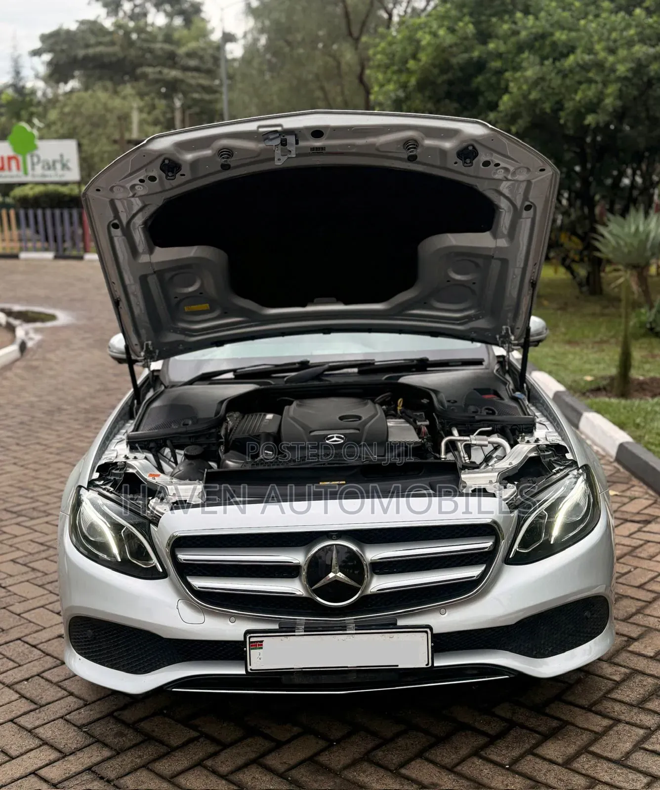 Mercedes-Benz E200 2018 Gray