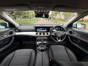 Mercedes-Benz E200 2018 Gray