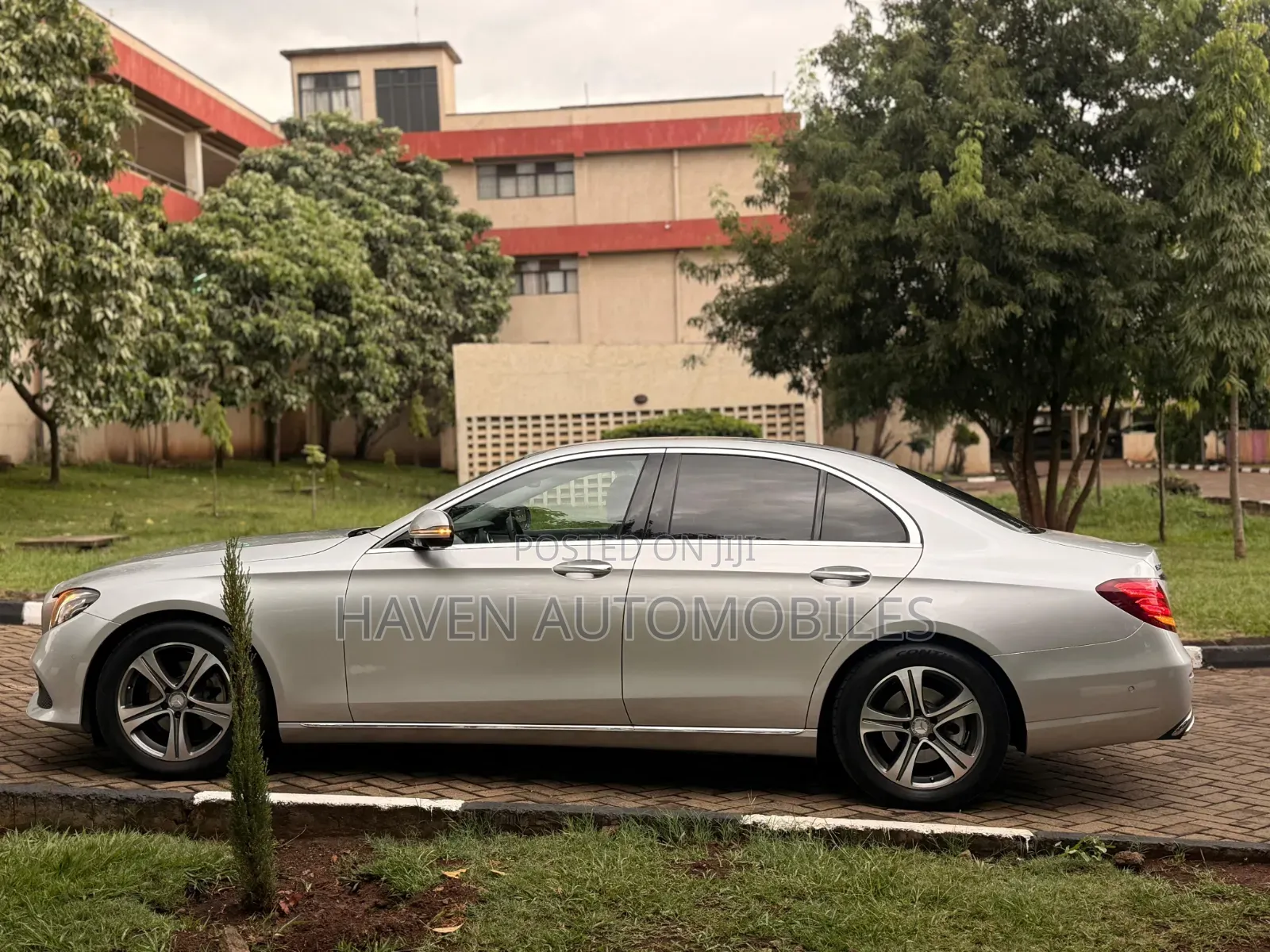 Mercedes-Benz E200 2018 Gray