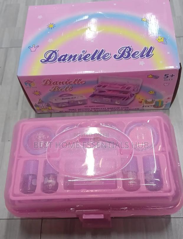 Danielle Kids Make Up Set - thumbnail 2