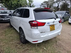 Toyota Corolla Fielder 2017 White