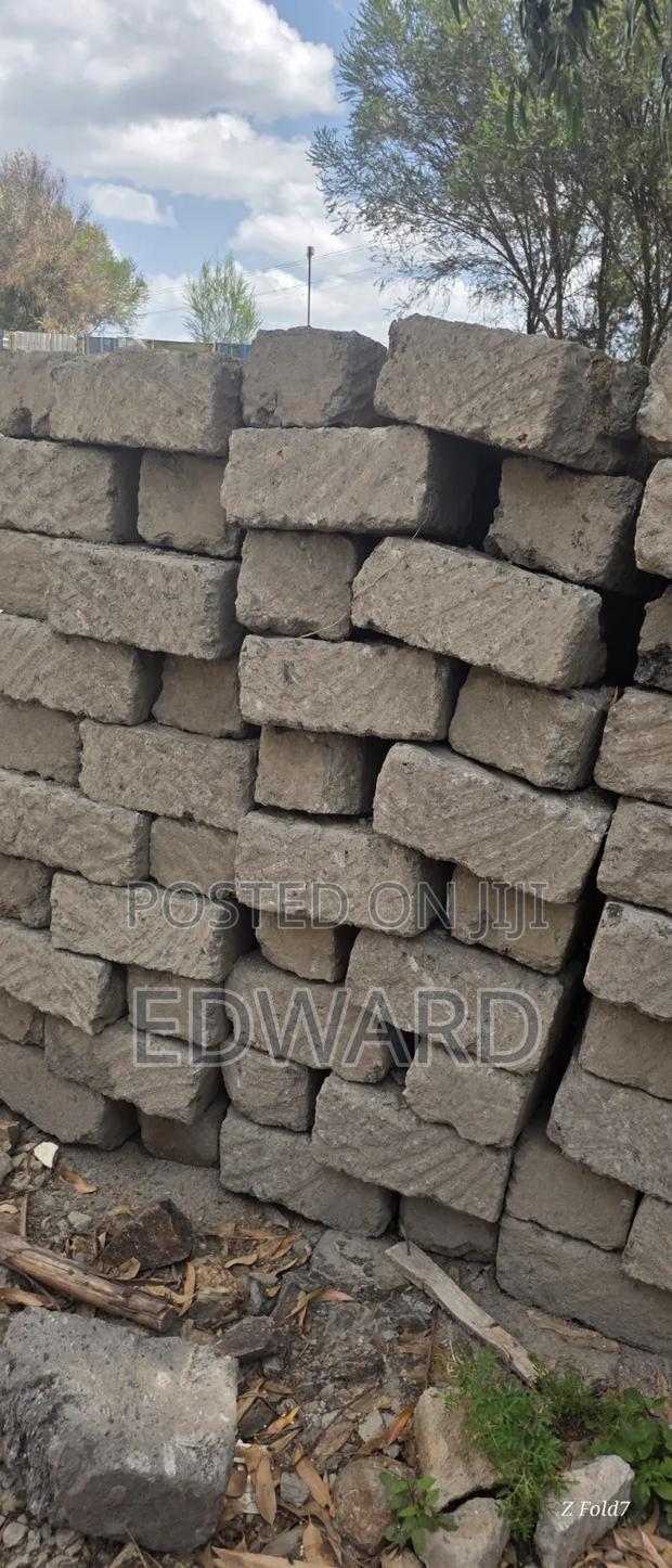 Machine Cut Building Stones - thumbnail 3